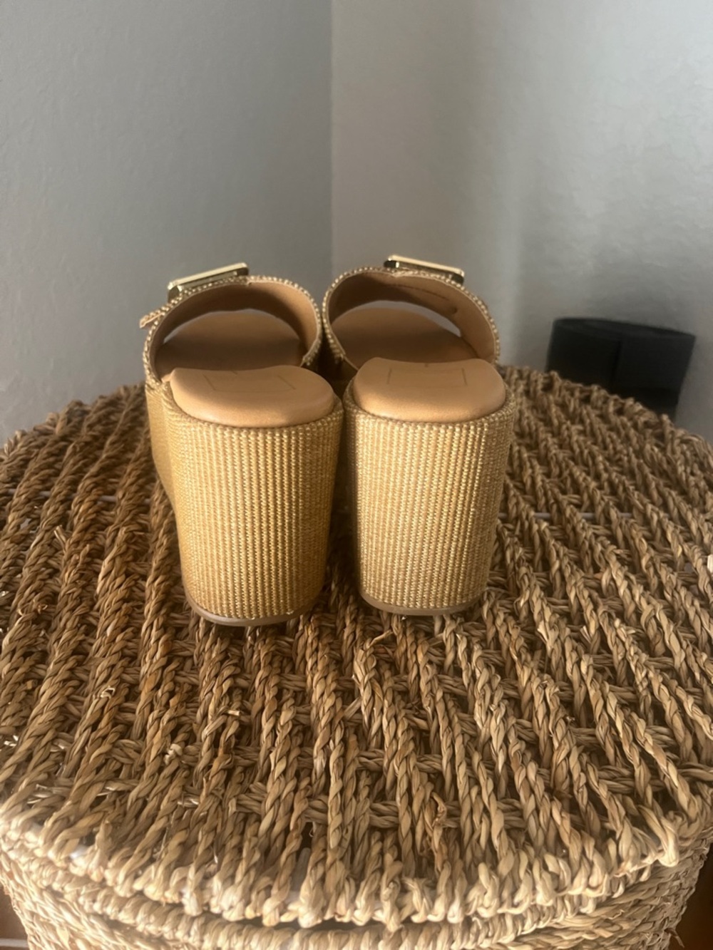Dolce Vita Metallic Gold Platform Slide Sandals - Picture 4 of 4